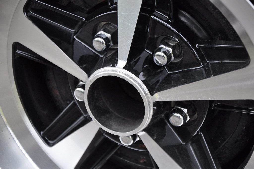 Alloy Wheel Refurbishment: Restore Kerbed Wheels to Showroom Condition
